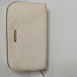 Missoni Cream Cosmetic Case, For Delta